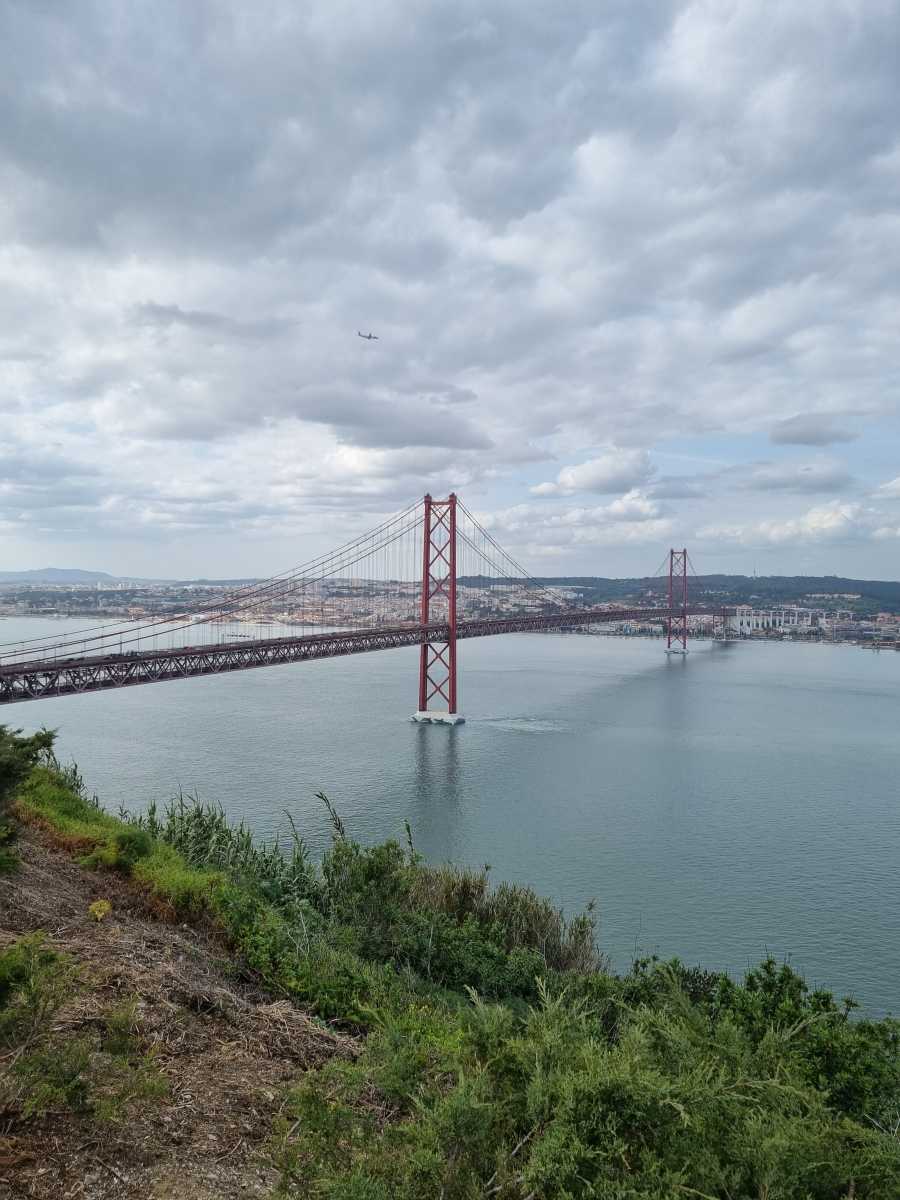 red bridge lisbon